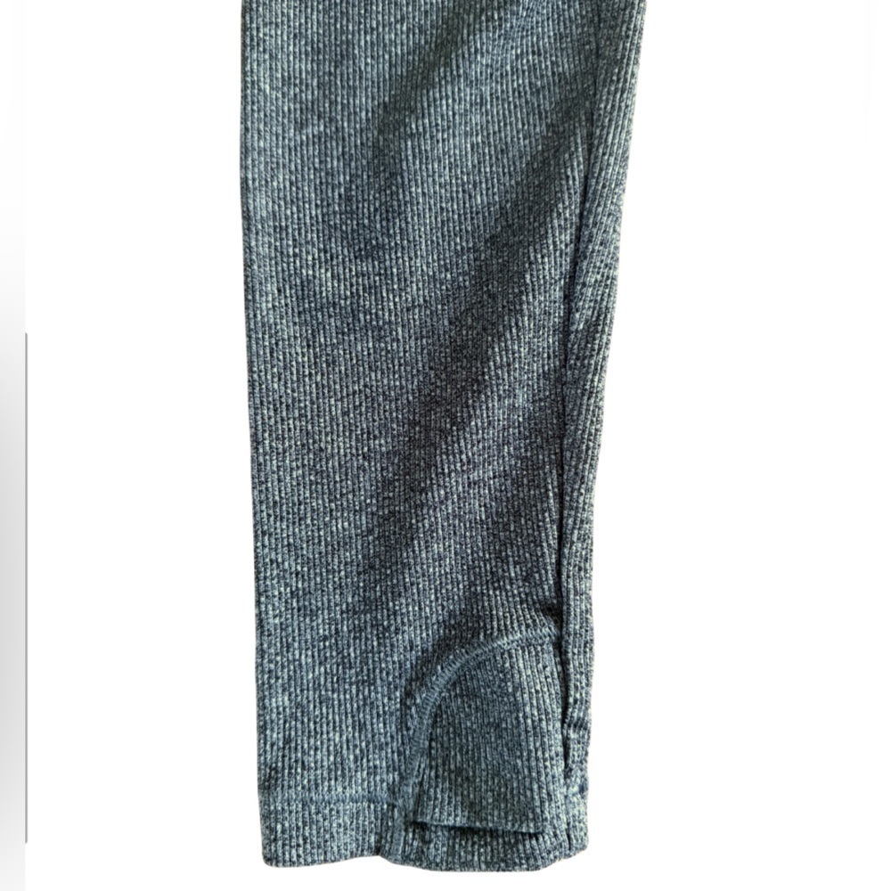 Athleta Untempo Ribbed Henley - Gray - Size Large - Like New - Picture 7 of 8